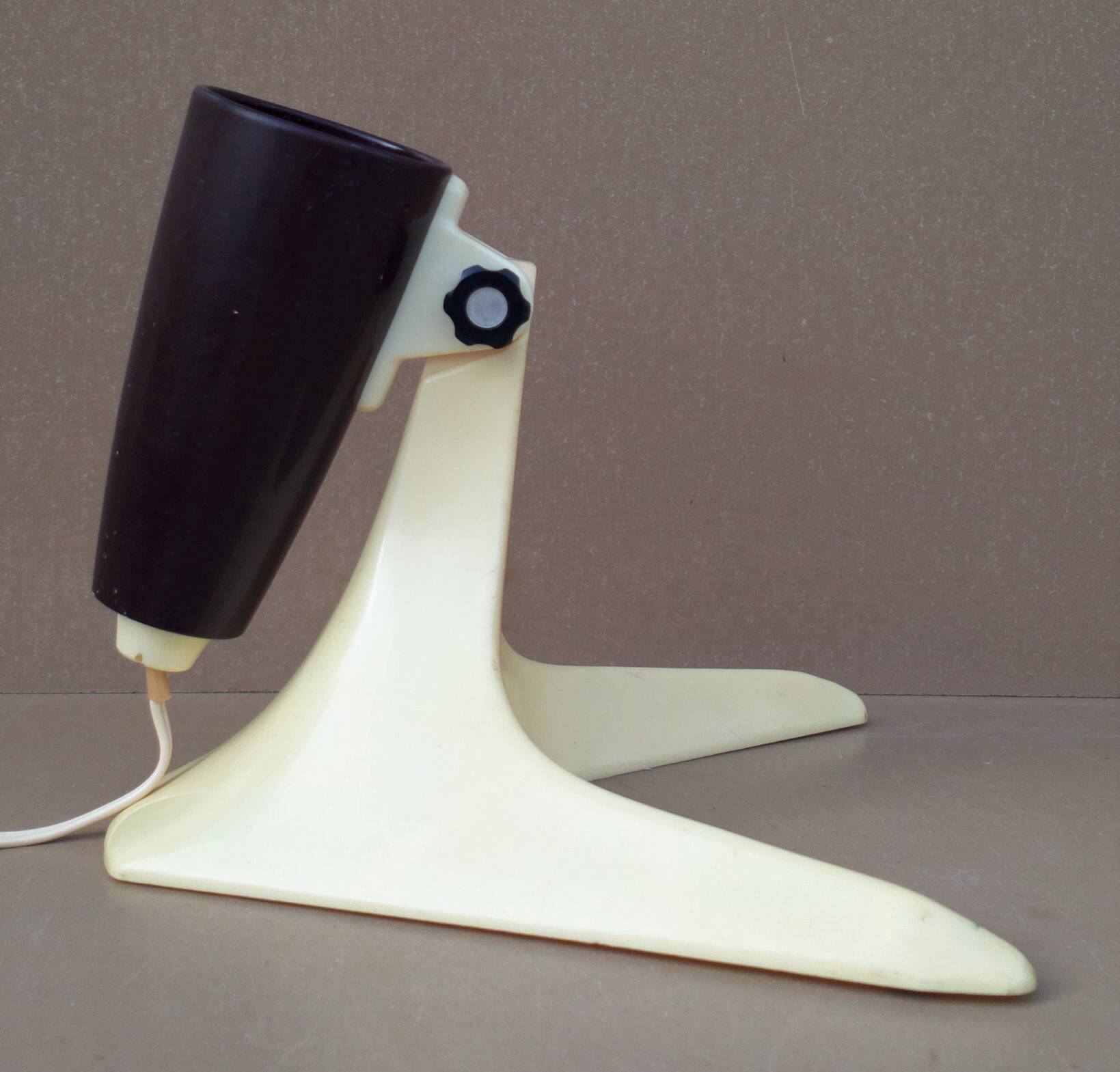 Cocotte vintage articulated desk lamp beige & brown plastic old design