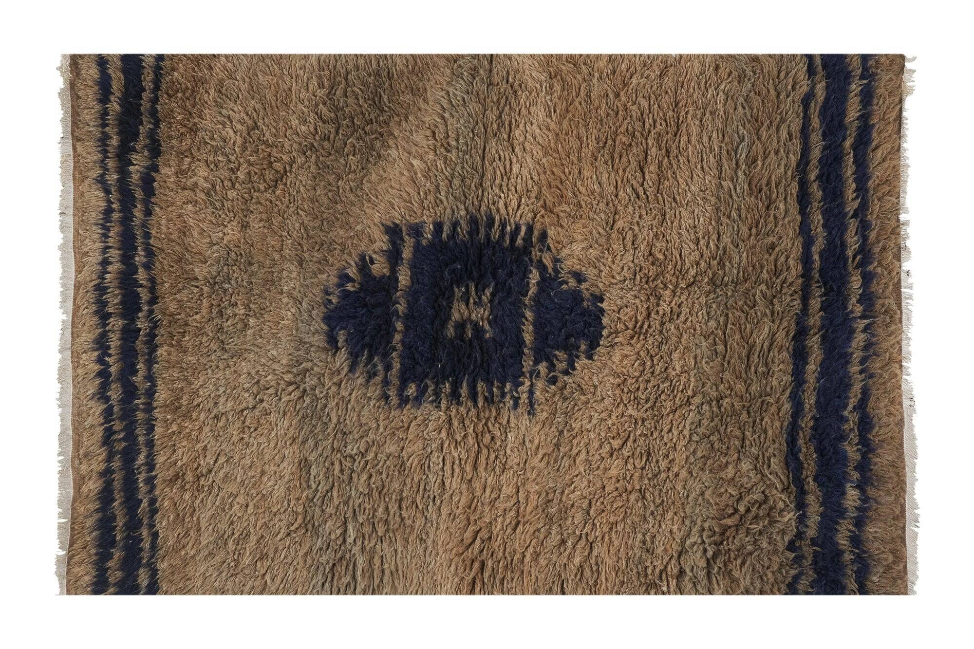 Vintage Turkish handmade rug 112x168 cm