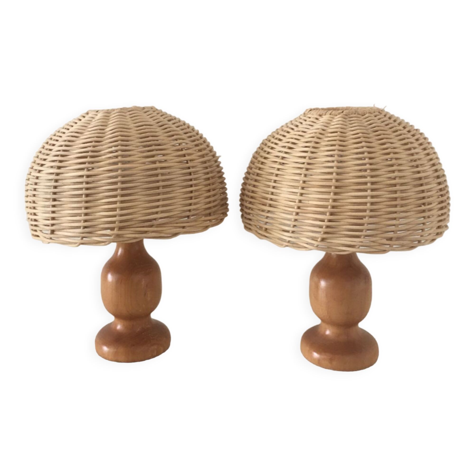 Wicker lamp