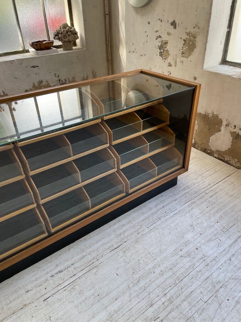 Glass trading post 50s