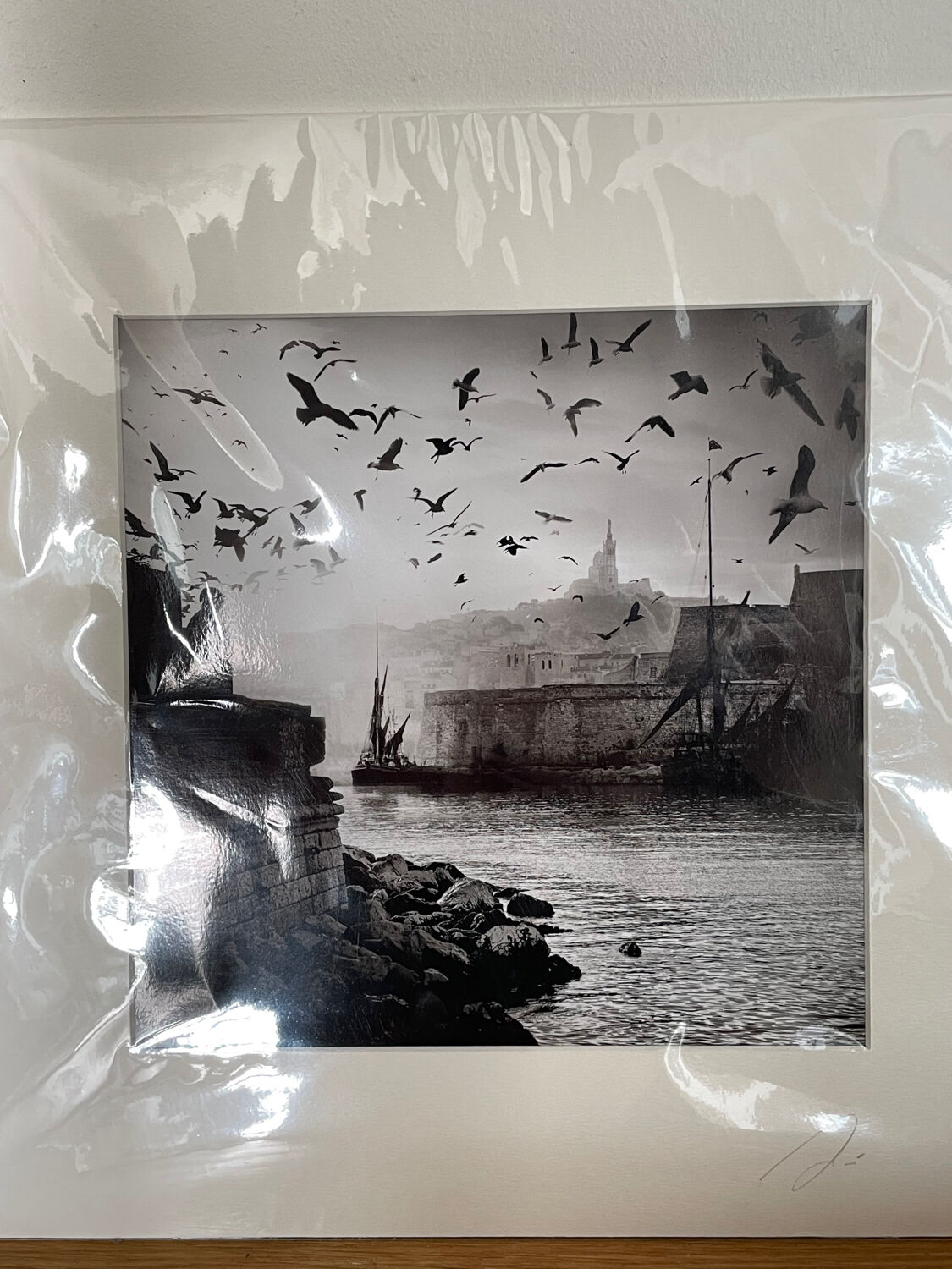 Original photography port of Marseille by Jurek Nems