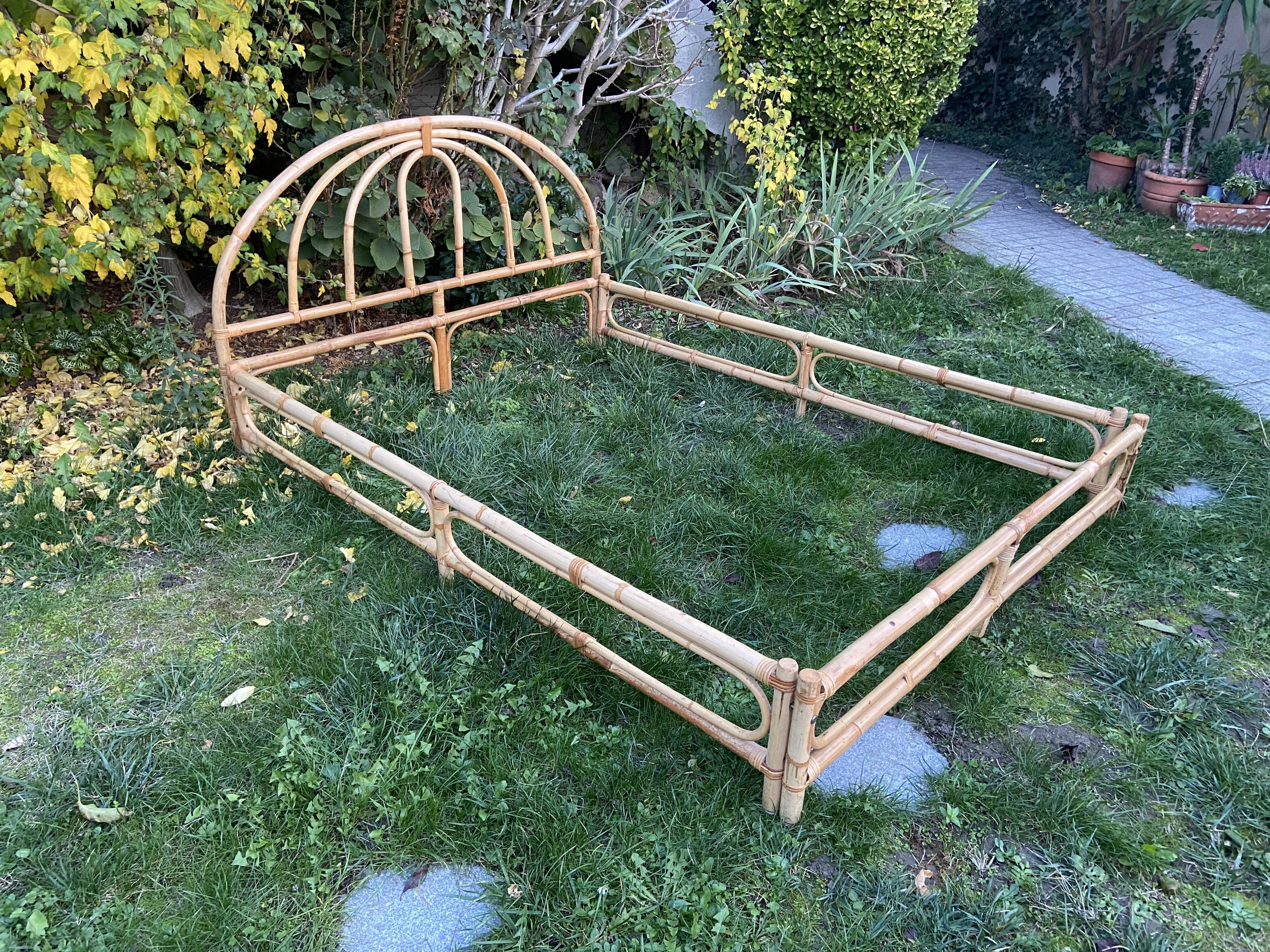 140x190 rattan and bamboo bed frame
