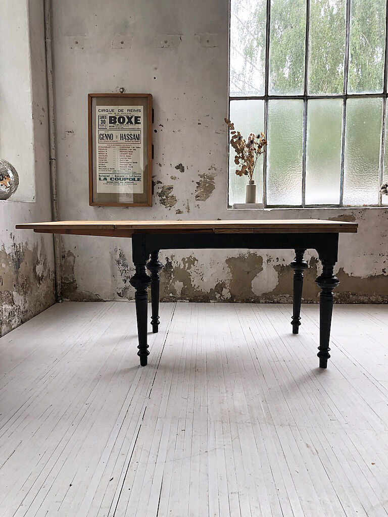 Ancient oak farm table with extensions 218 cm