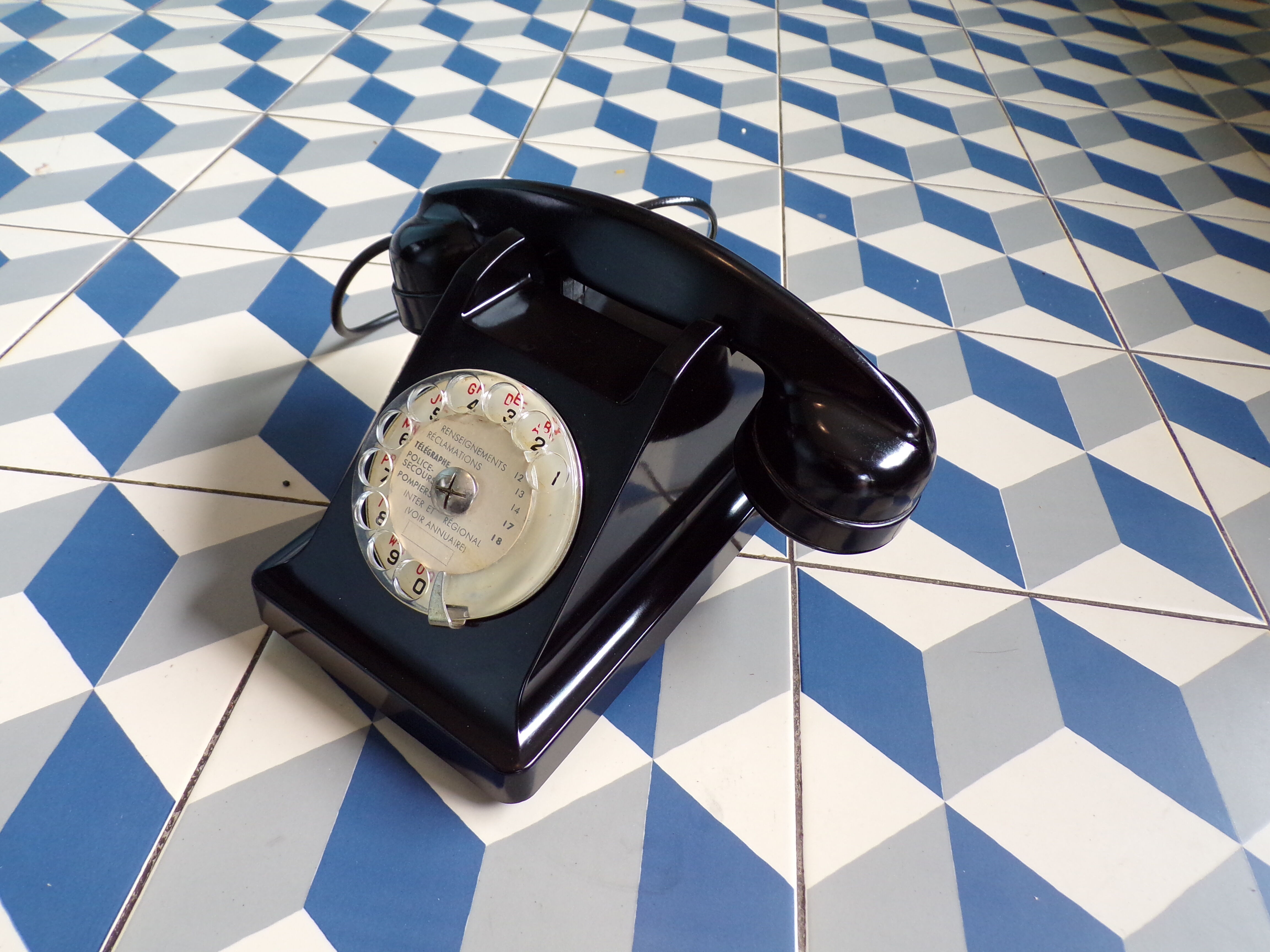 Vintage Bakelite dial phone