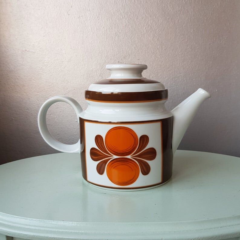 Porcelain teapot from the 70s