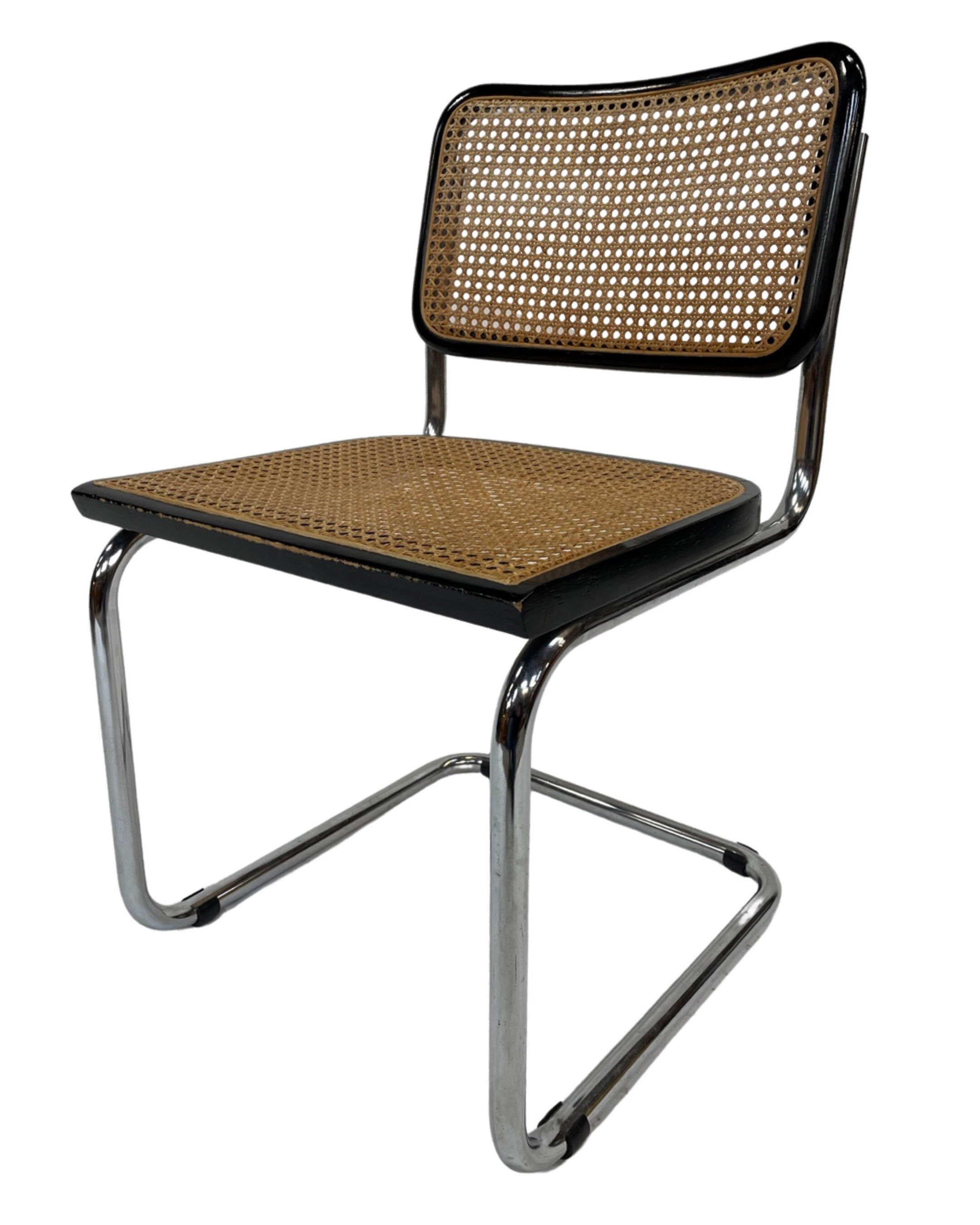 Chair model Cesca B32 in black and chrome