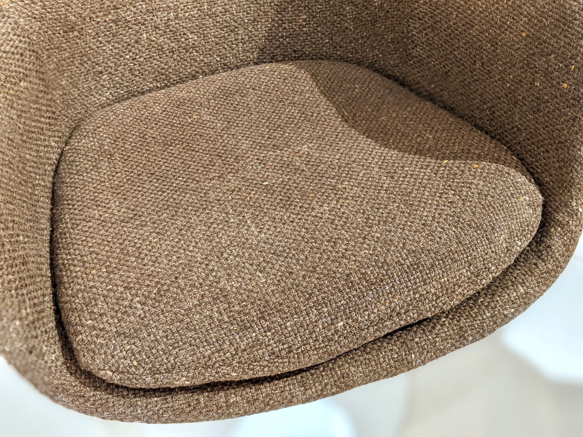 Set of 4 armchairs "Tulip" made by Eero Saarinen for Knoll