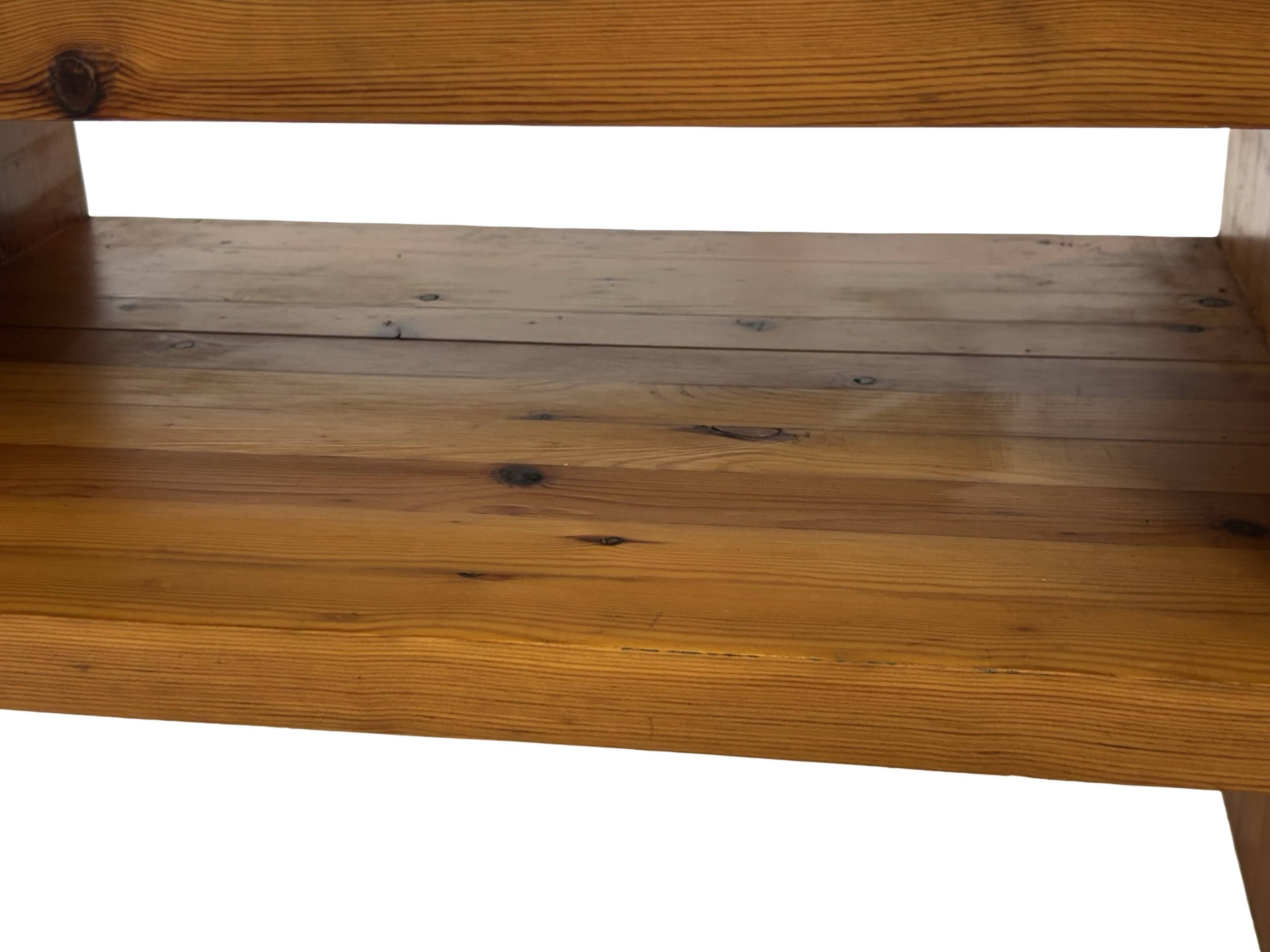Table de chevet en pin, années 70