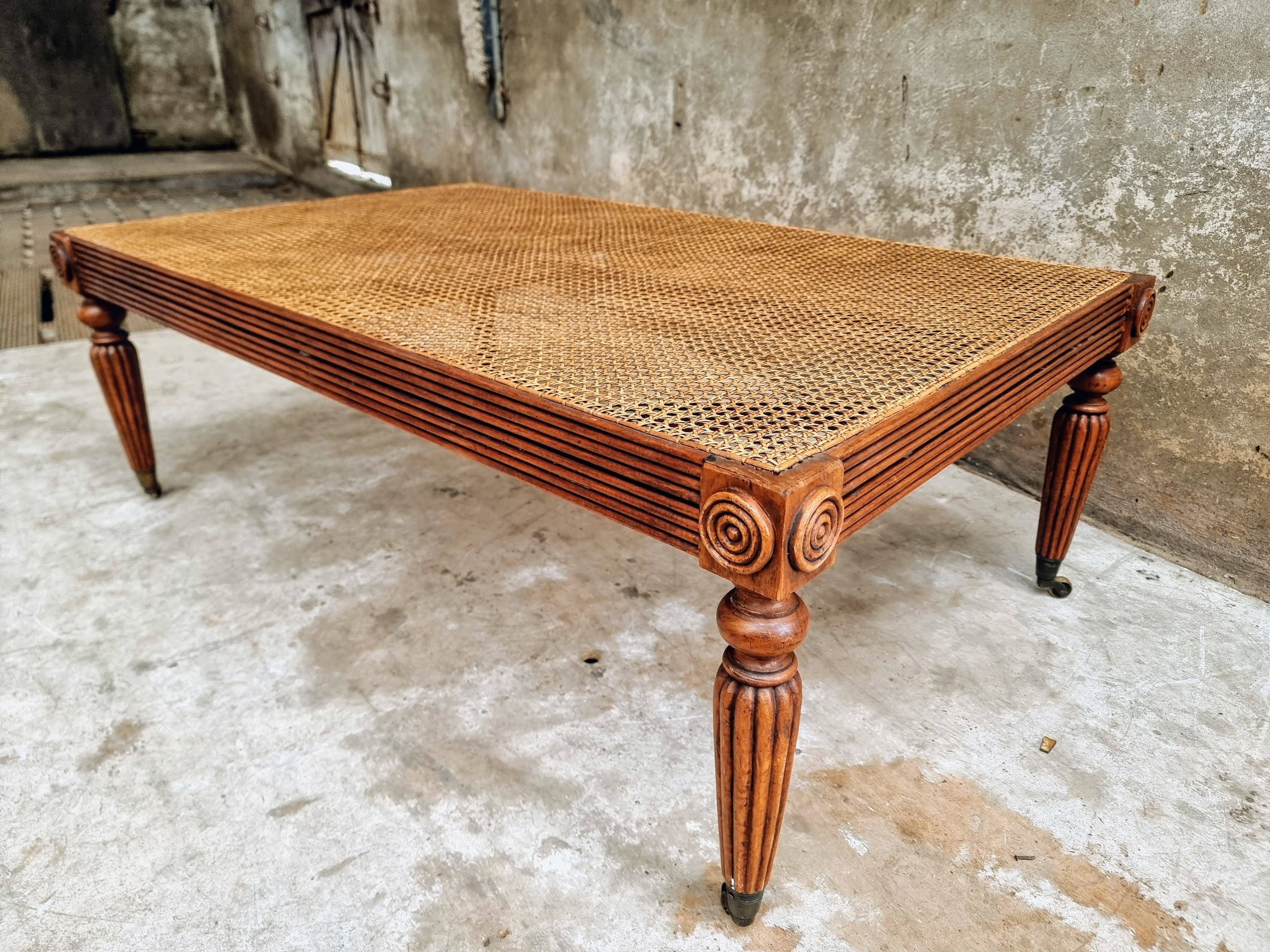 Table basse vintage design Becara Madrid