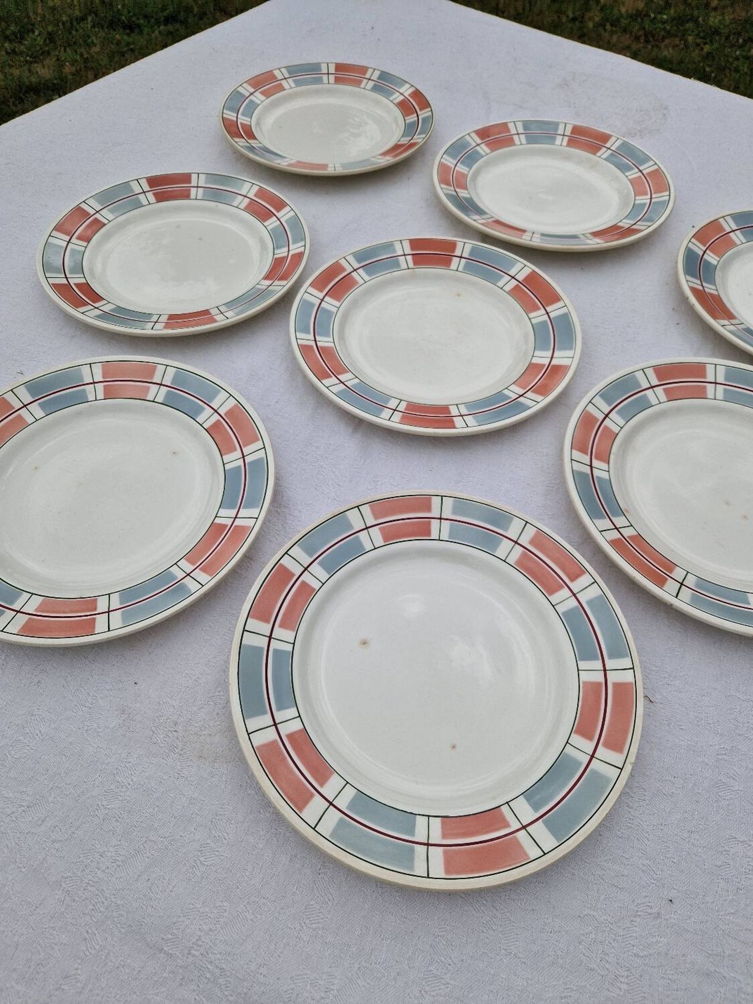 Lot De 8 Assiettes Plates Manufacture Salins