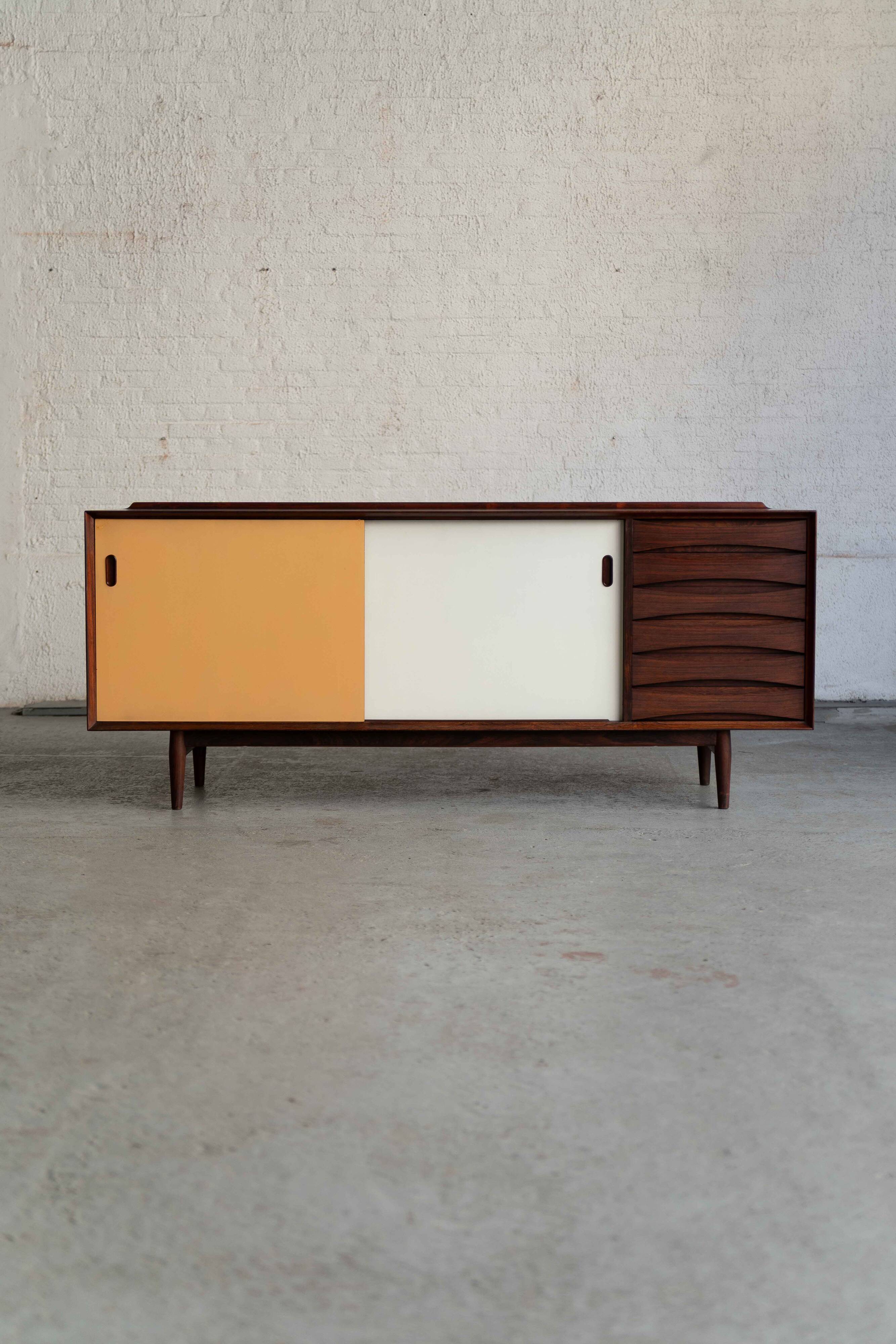Sideboard 'OS 29' by Arne Vodder