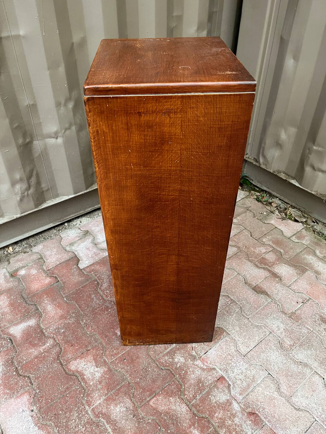 Filing cabinet curtain