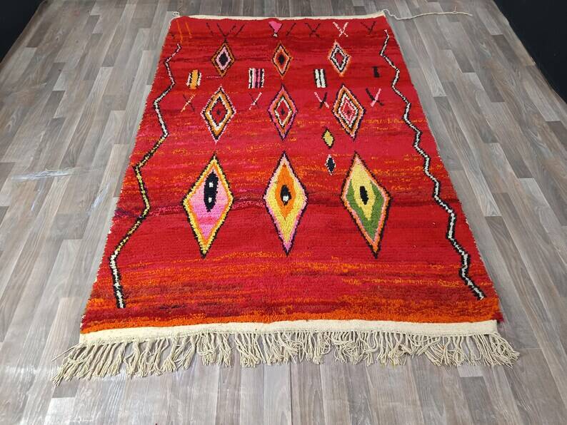 Berber Moroccan rug decorated 250cm x 150cm