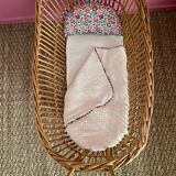 Rolling cradle for doll