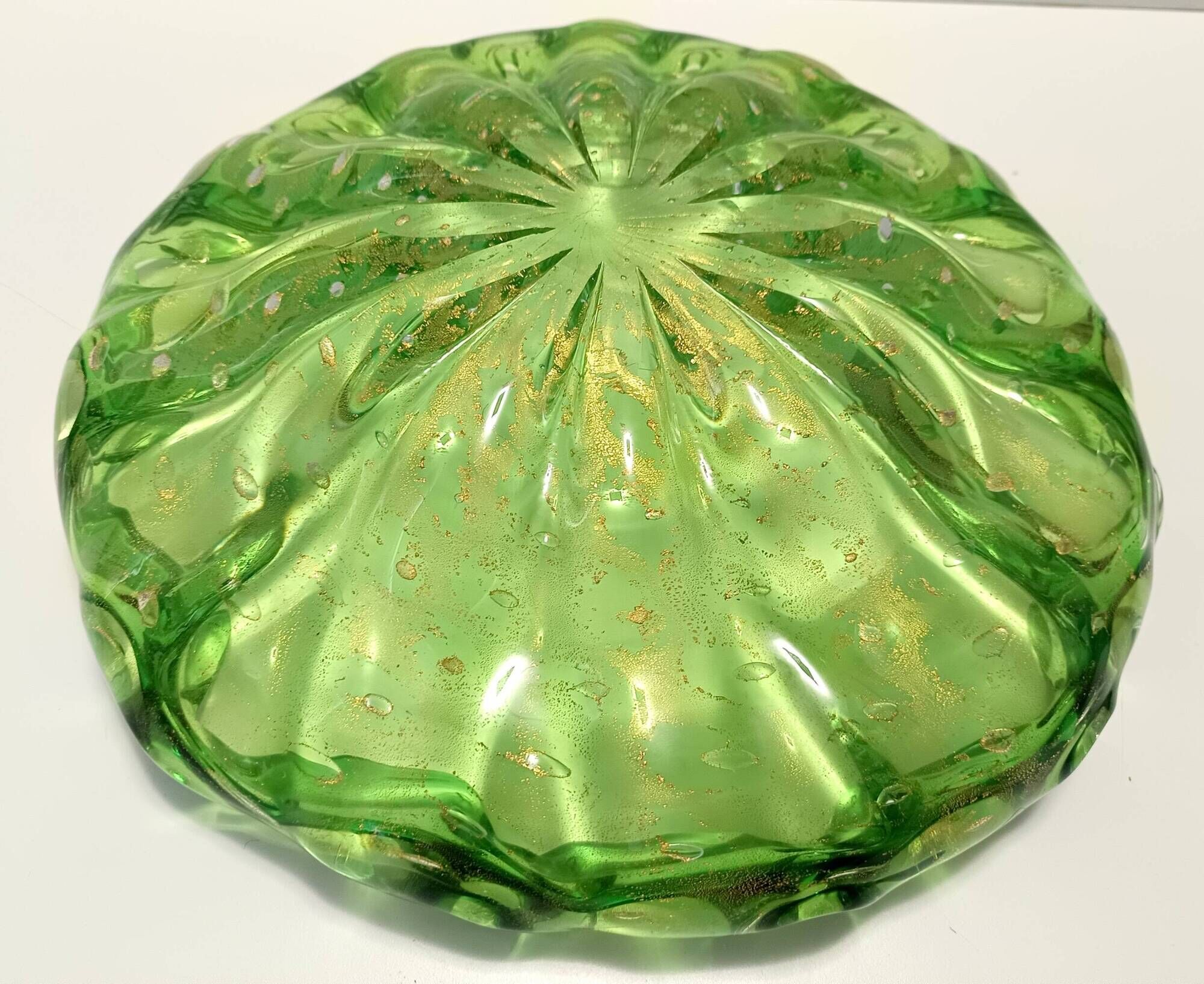 Large Green Bullicante Murano Glass Bowl or Centerpiece with Gold Leaf