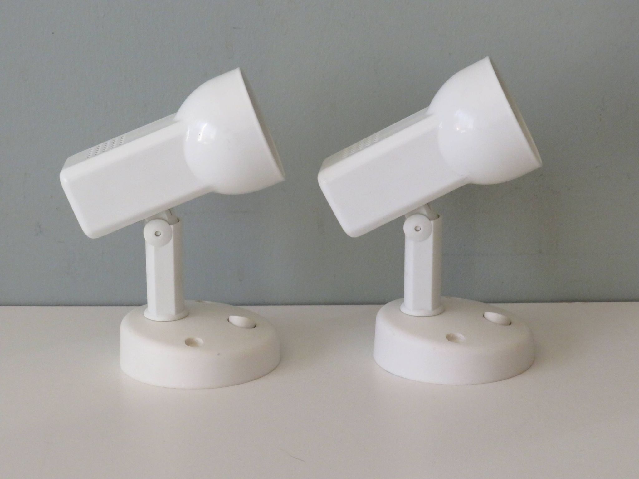 Suite of 2 white lacquered metal wall spotlights Massive edition, Belgium 1970-1980