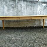 Farm table