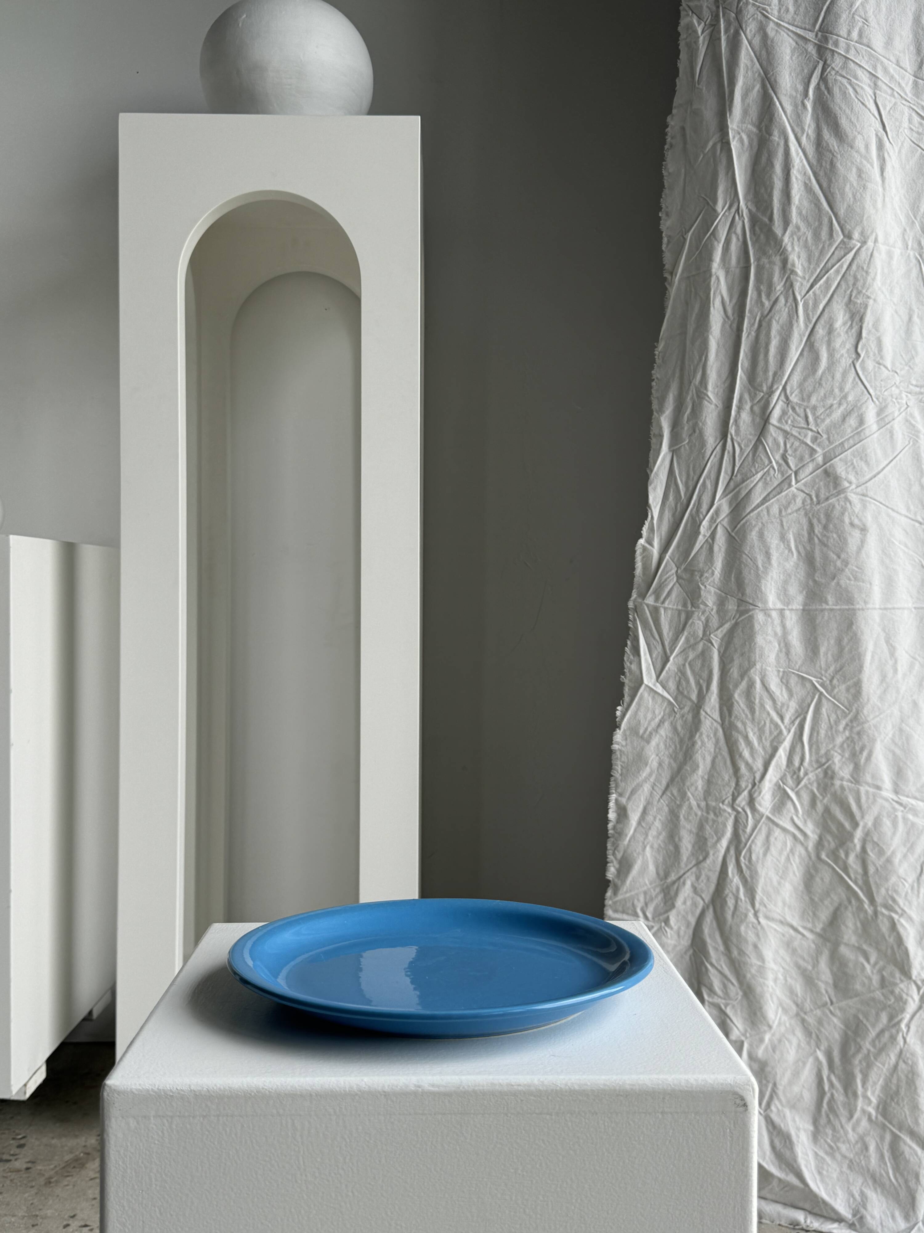 Set of 2 sky blue plates, one slotted