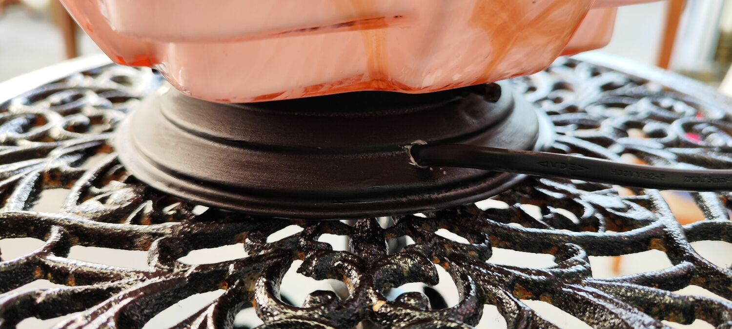 Antique lamp retro art deco skyscraper building 30s