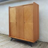 Compass foot cabinet