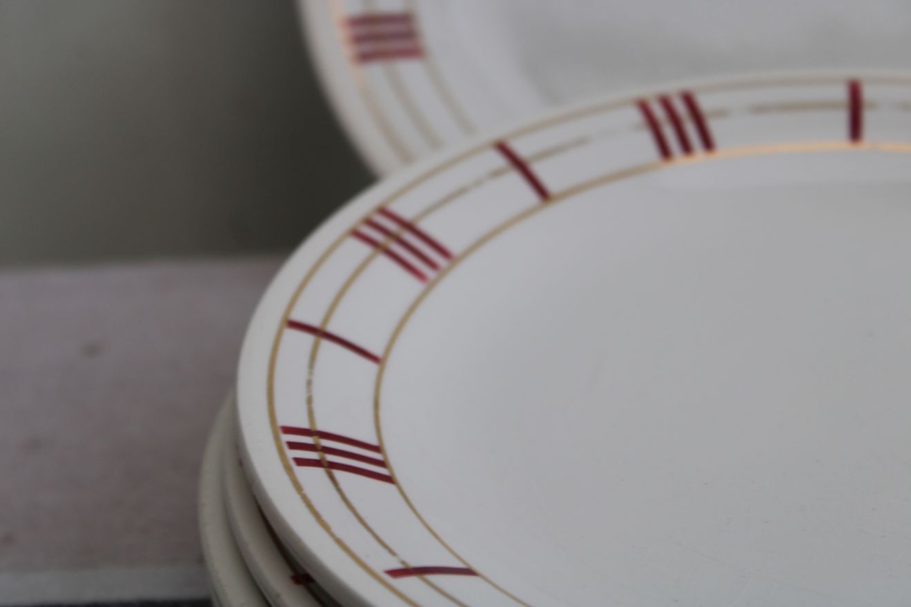 Set of 6 dessert plates