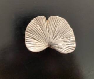 Porte couteaux fleur de Ginkgo