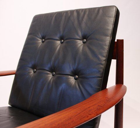 Armchair model 118 by Grete Jalk