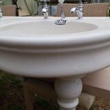 Old washbasins