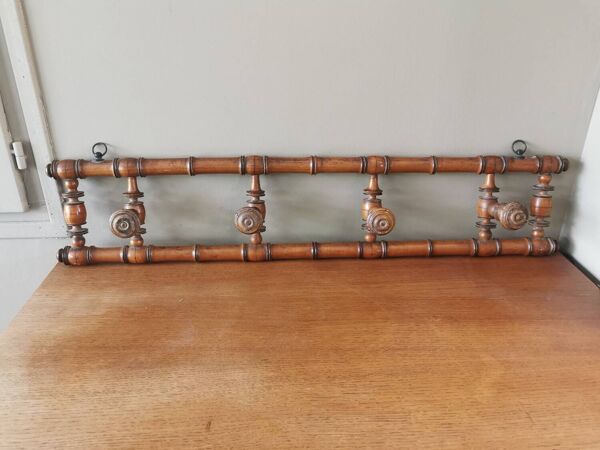 Porte manteau mural ancien en bois