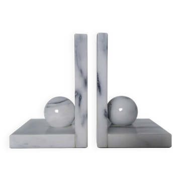 Vintage bookends in grey veined white marble – Minimalist design