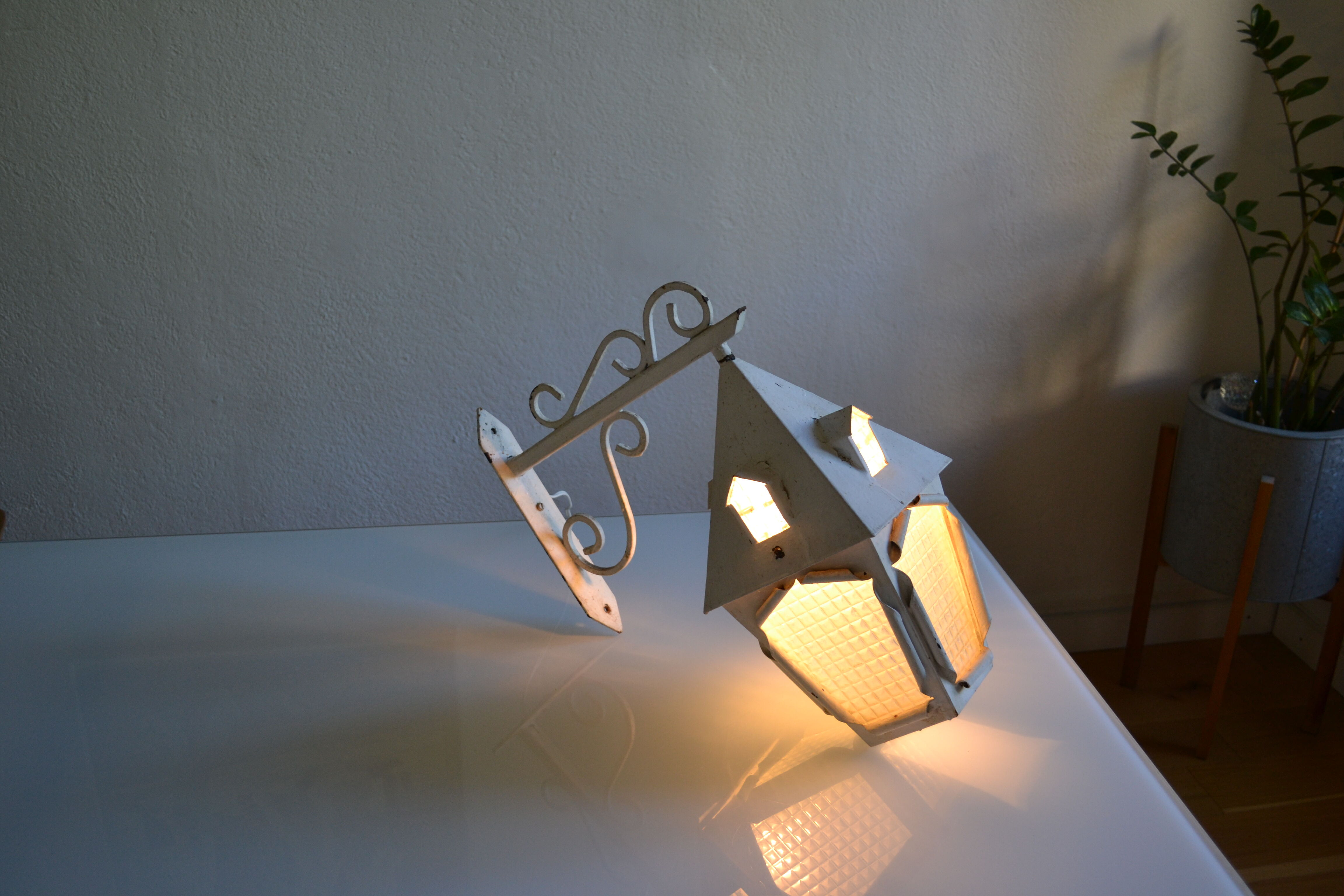 Vintage 1950 wall lamp lantern in wrought iron and glass