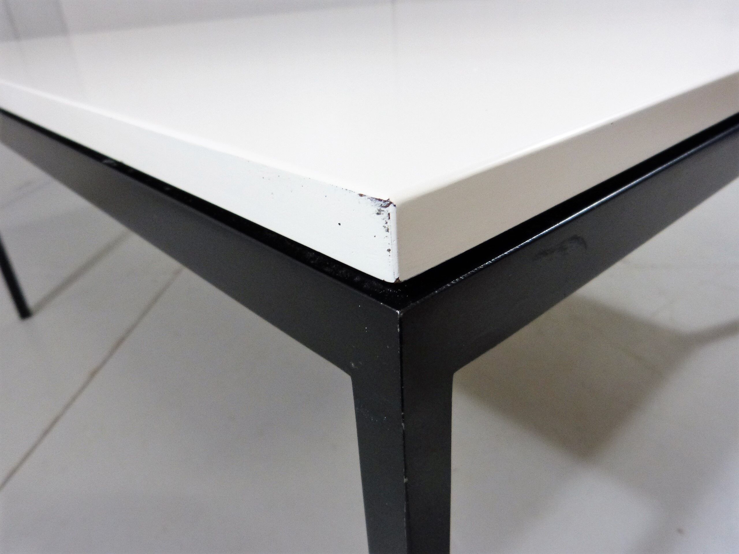 Coffee table by Knoll International, 1960’s