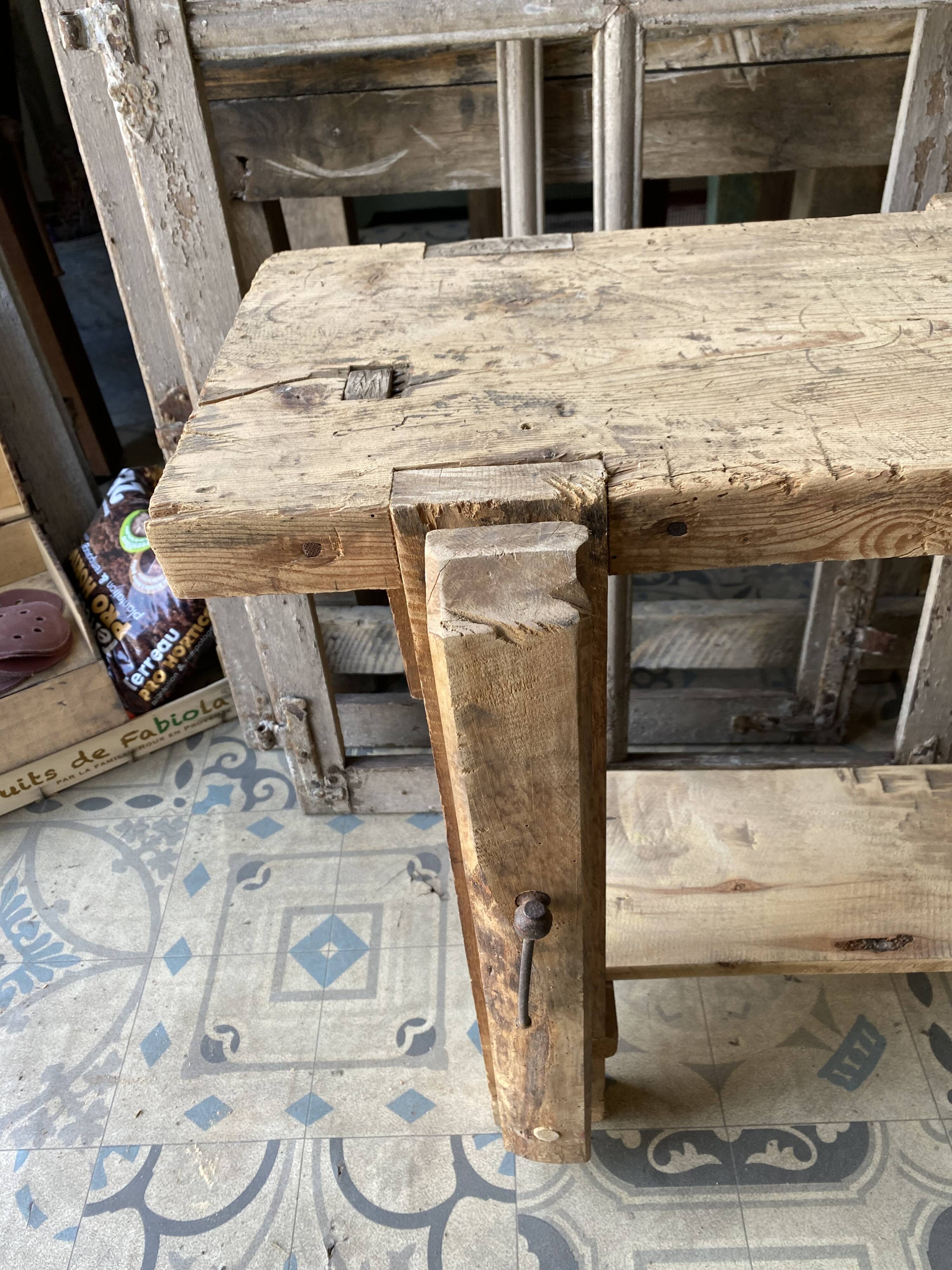 Carpenter's workbench