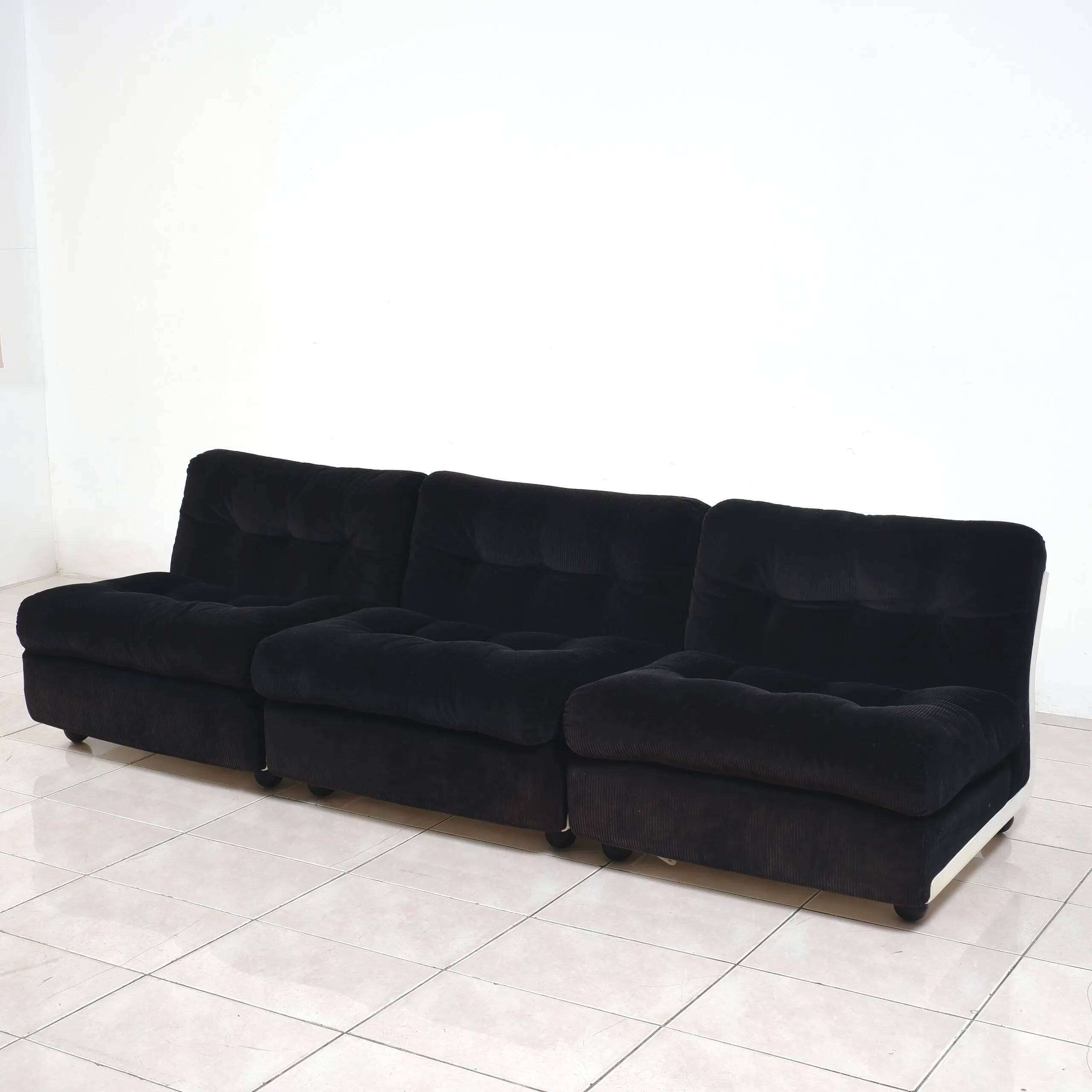"Amanta" sofa modules by Mario Bellini for B&B Italia