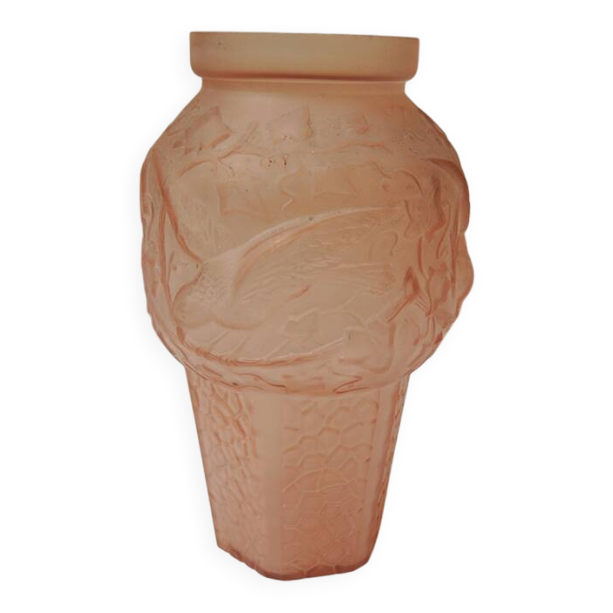 Ancien vase en verre rose de style art déco