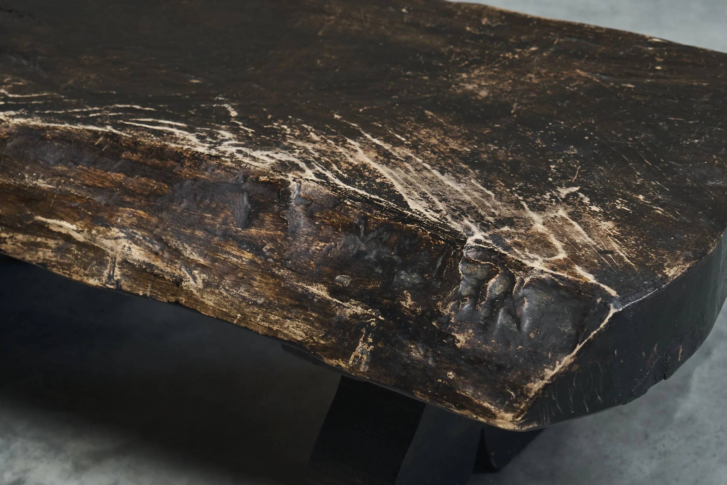 Sculptural coffee table in solid wood with natural edges, Europe, 1960s.