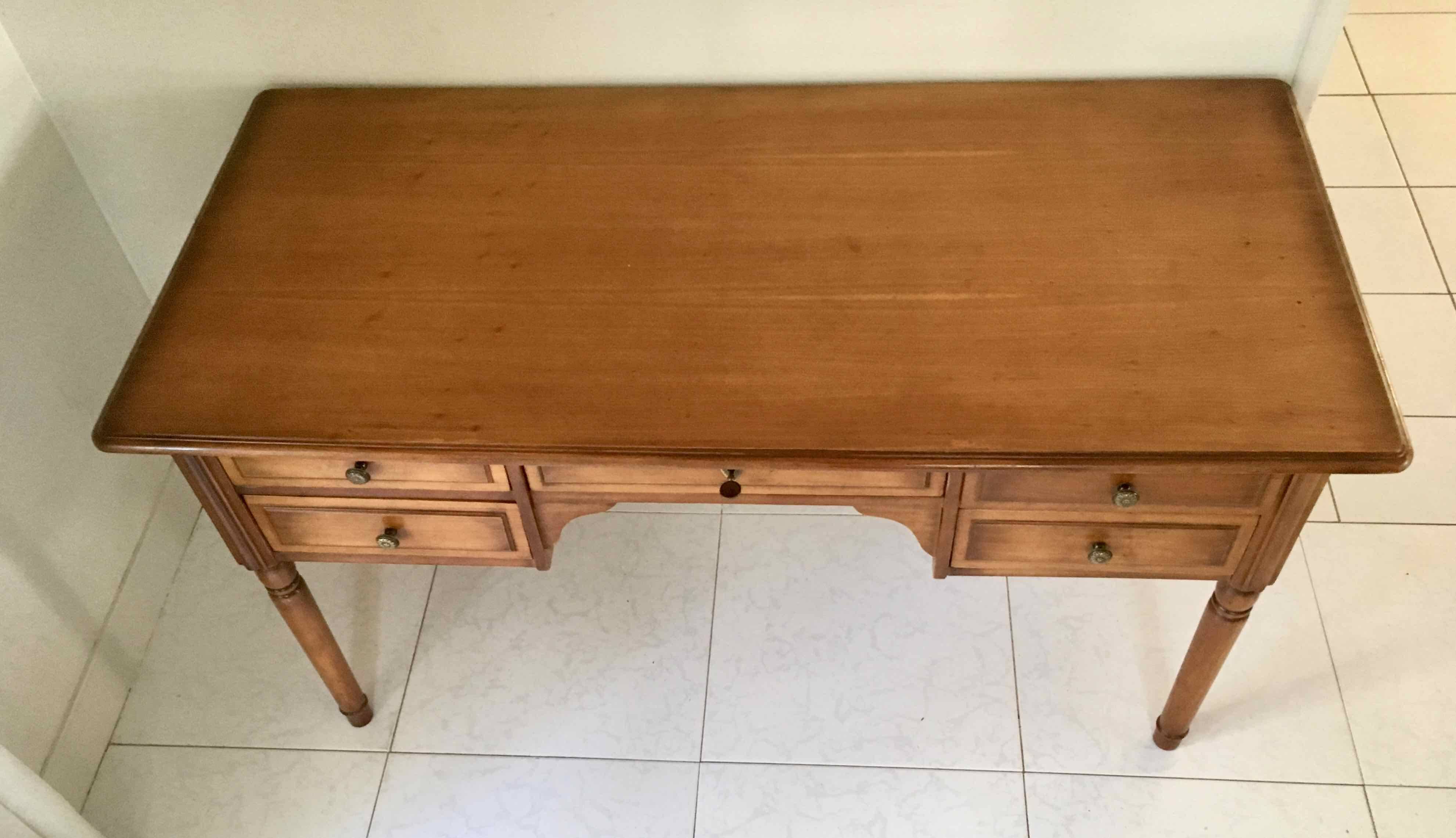 Bureau style Directoire 5 tiroirs et tablettes latérales