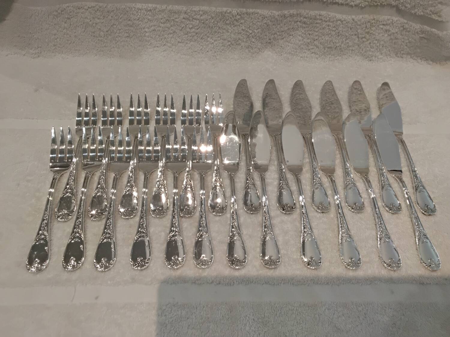 12 fish cutlery sets 24p silver-plated metal rocaille style Marly