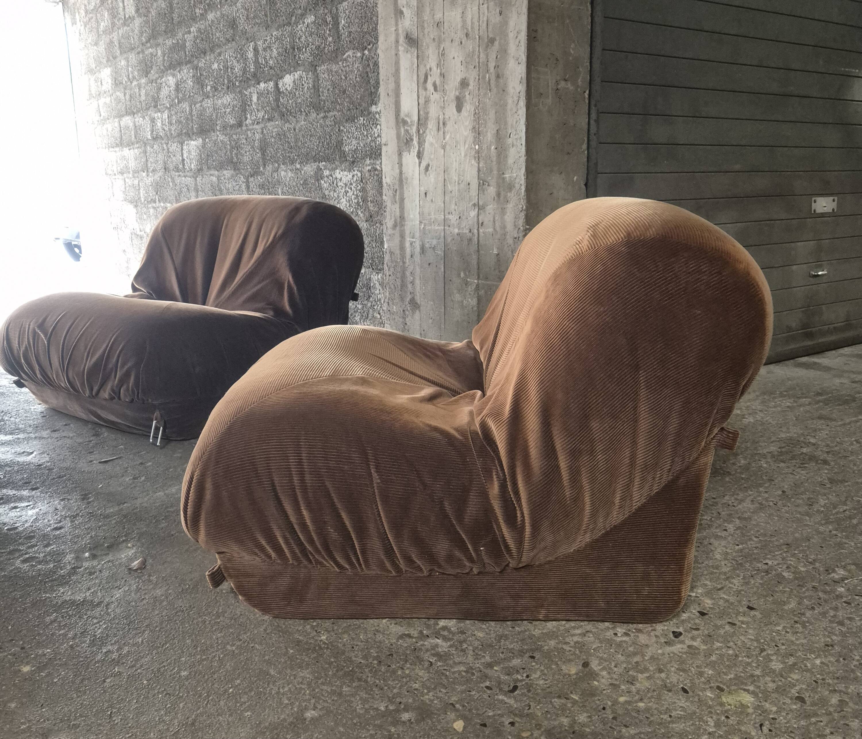 Chauffeuse et pouf "Patate" édités par Airborne, 1970