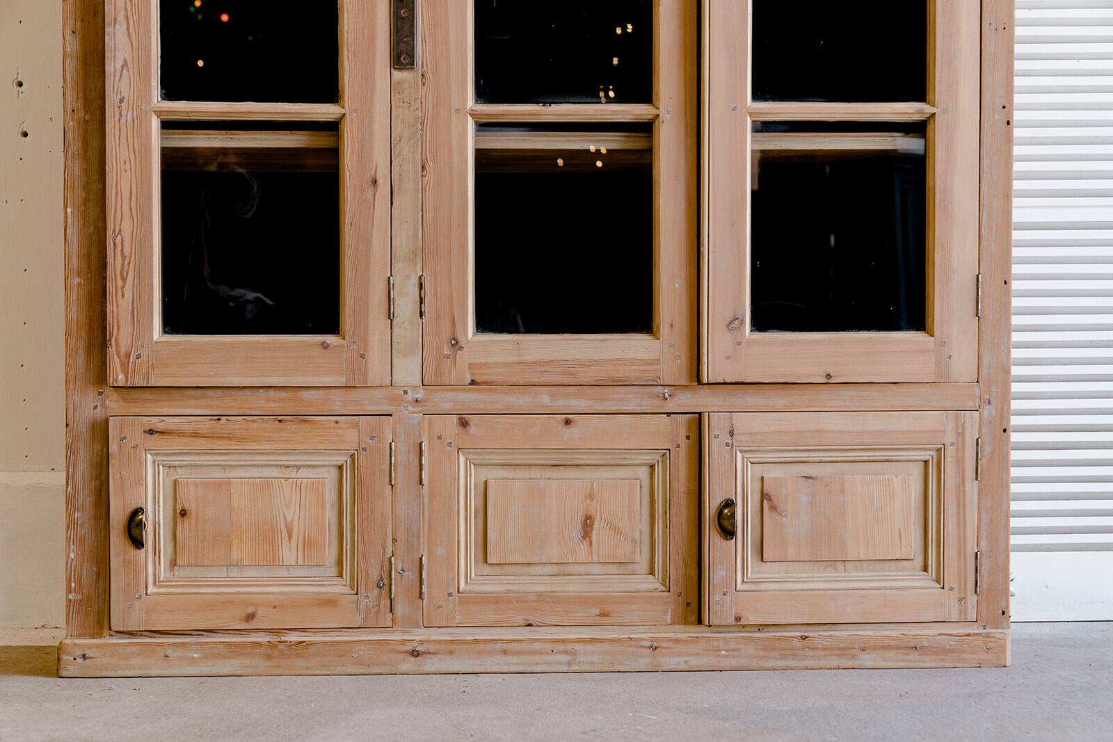 Vintage craft display case