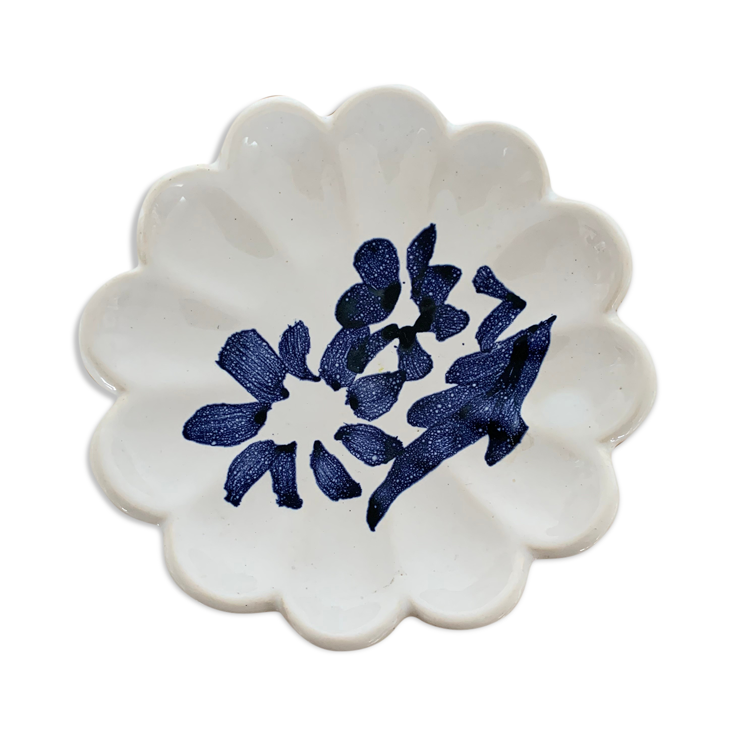 Hand-painted blue glazed pottery empty pocket