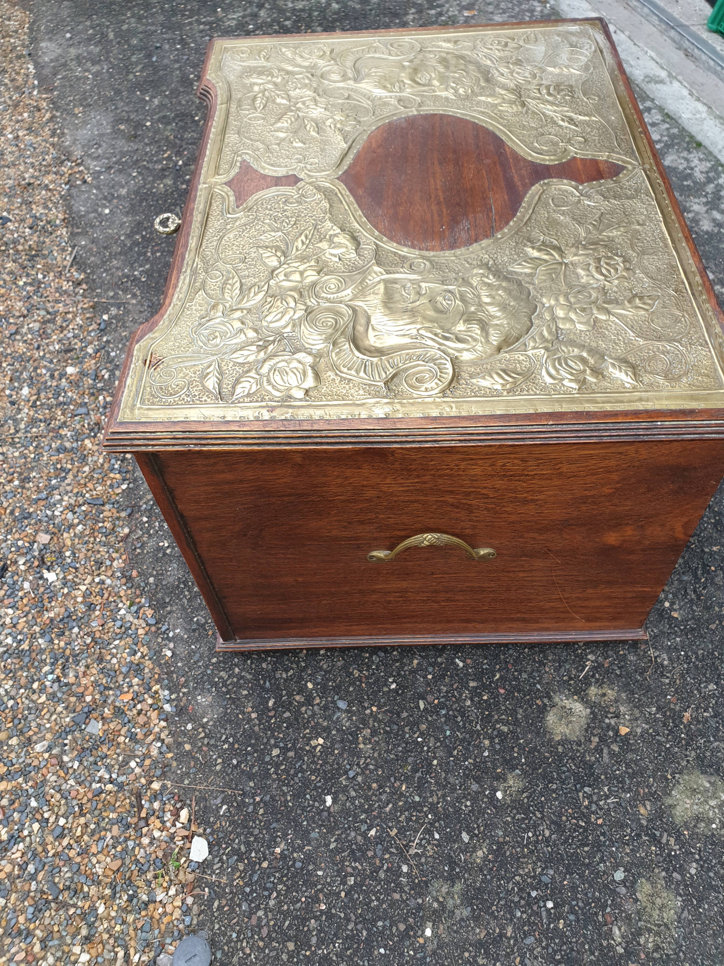 Silversmith box household treasure XIXth