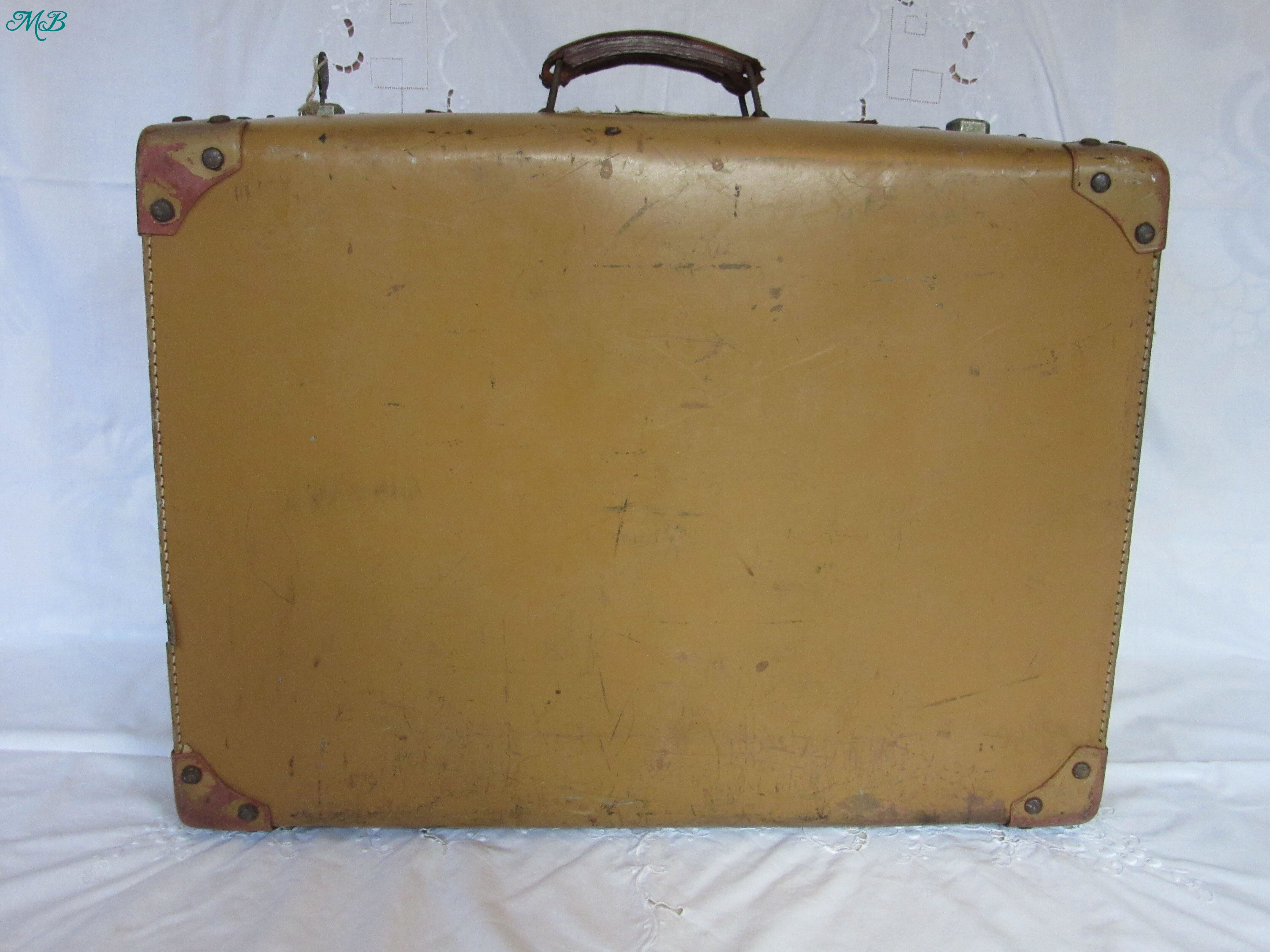 Valise ancienne