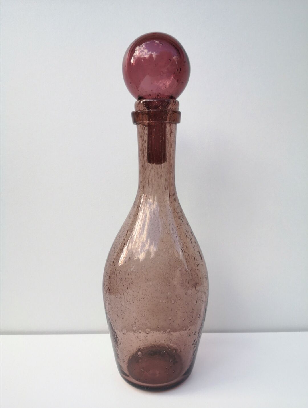 Bottle / decanter in biot bubbled glass