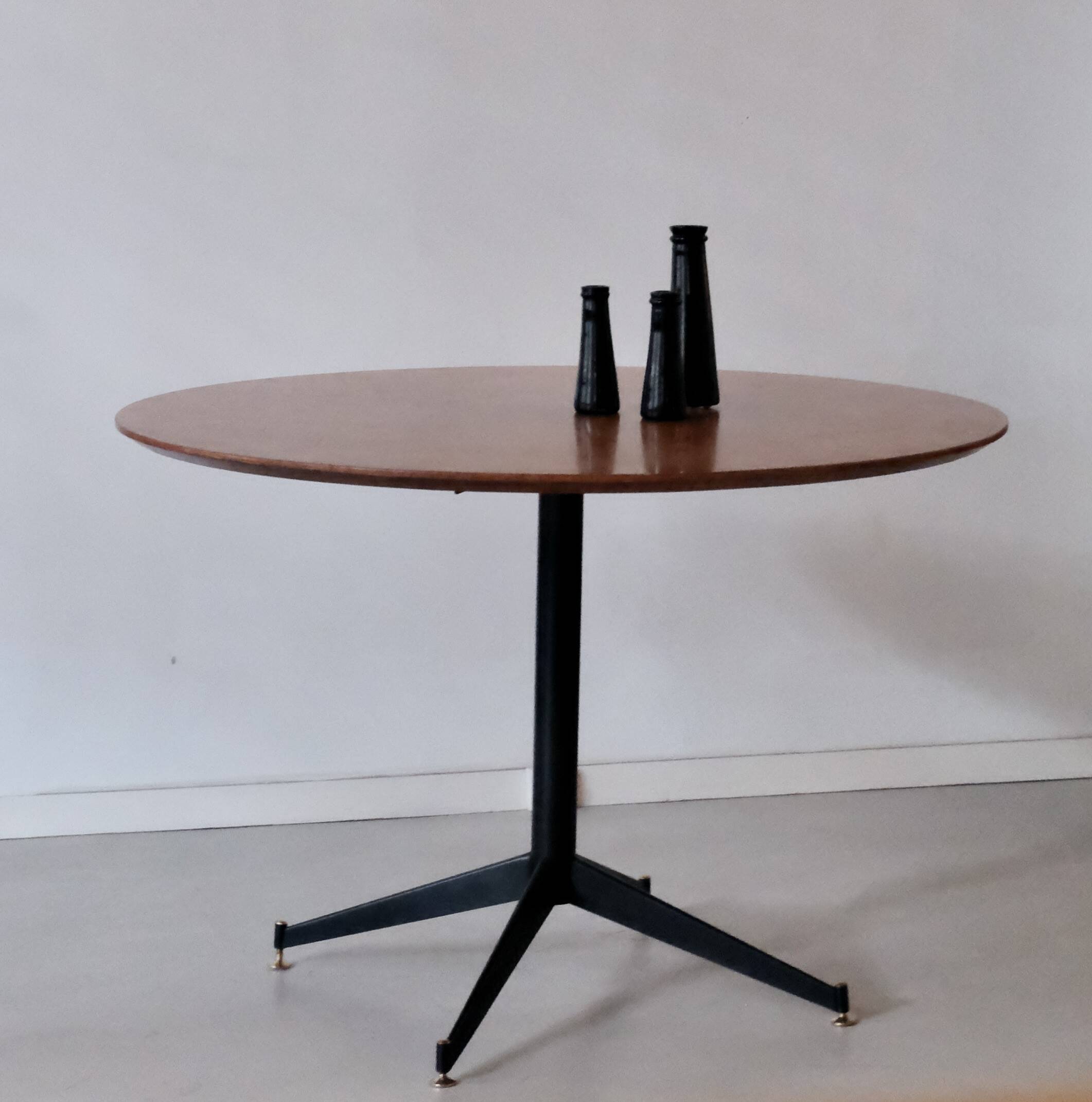 Vintage design round table, Italy, circa 1950