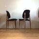 Chaises Pegases de Baumann retapissées tissu velours noir ras