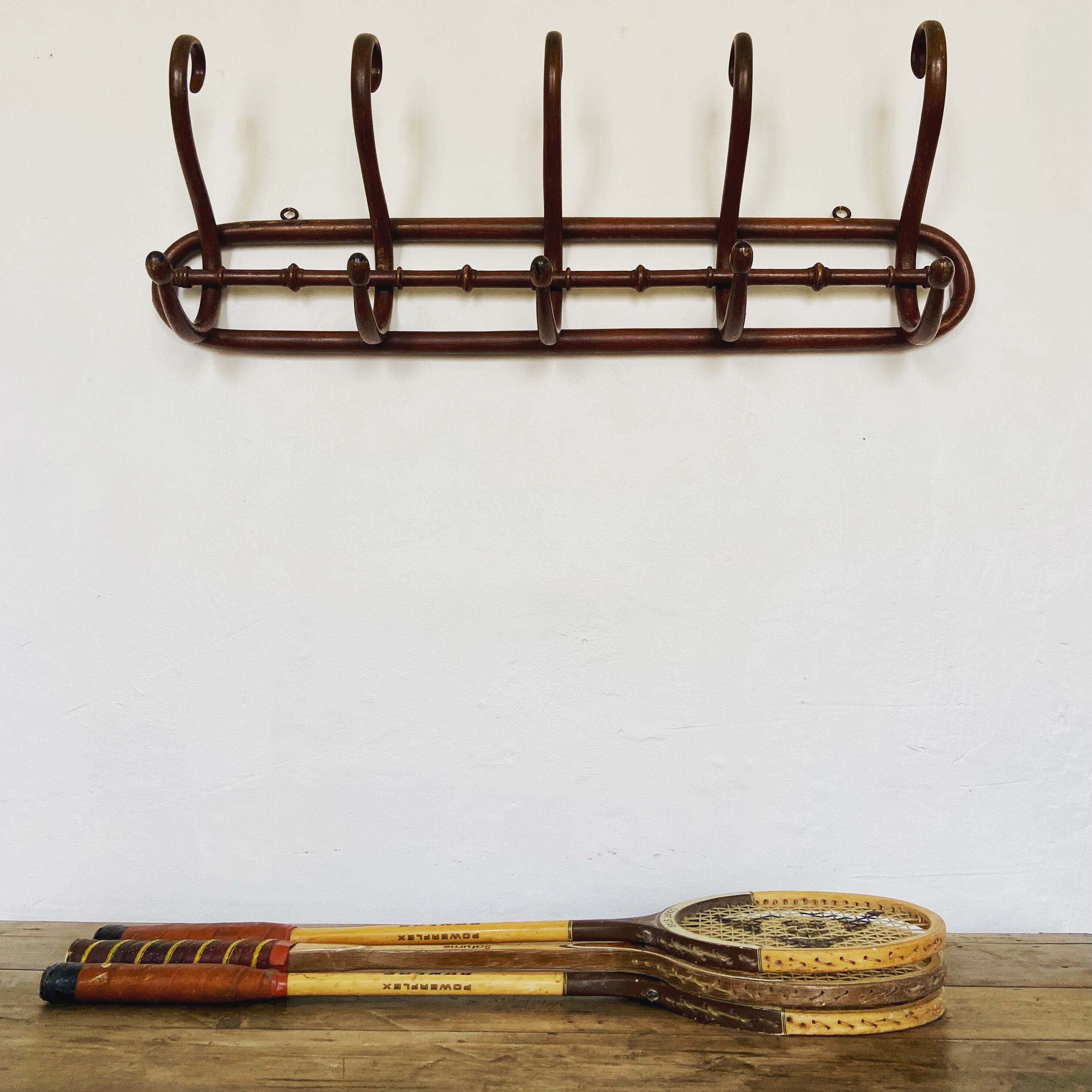 Wall coat rack