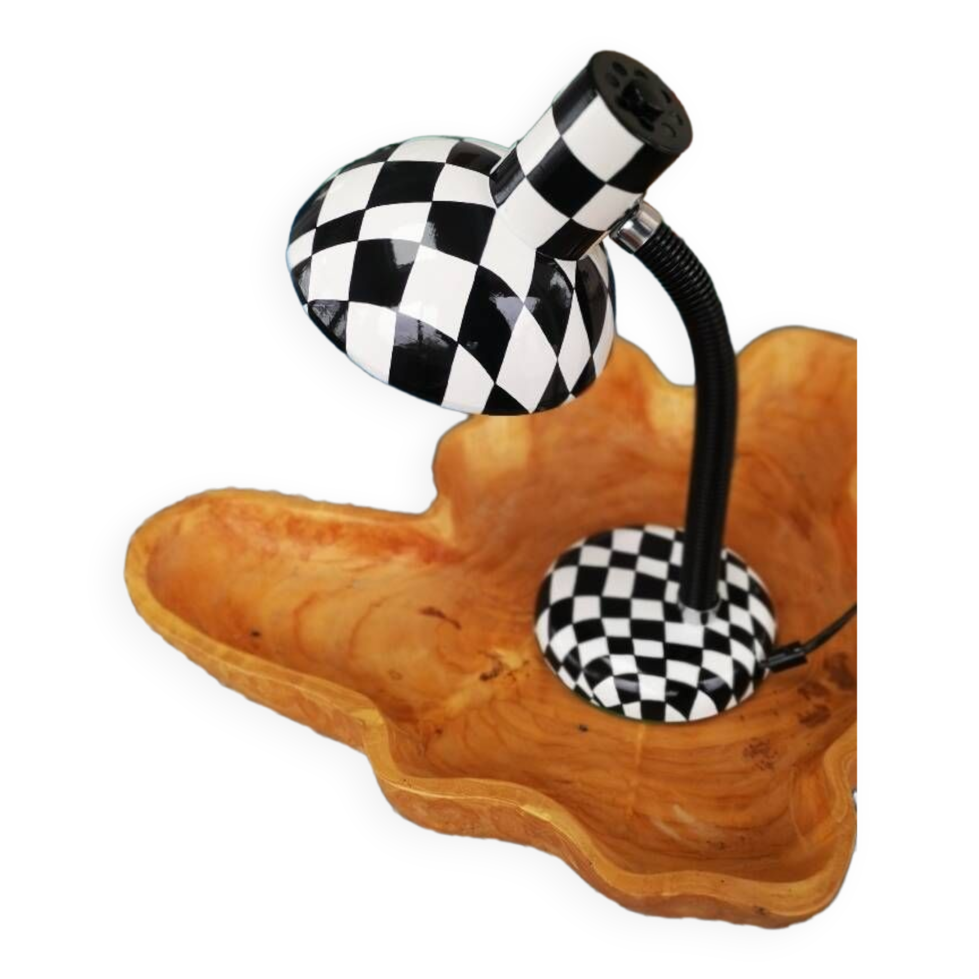 Optical checkerboard lamp