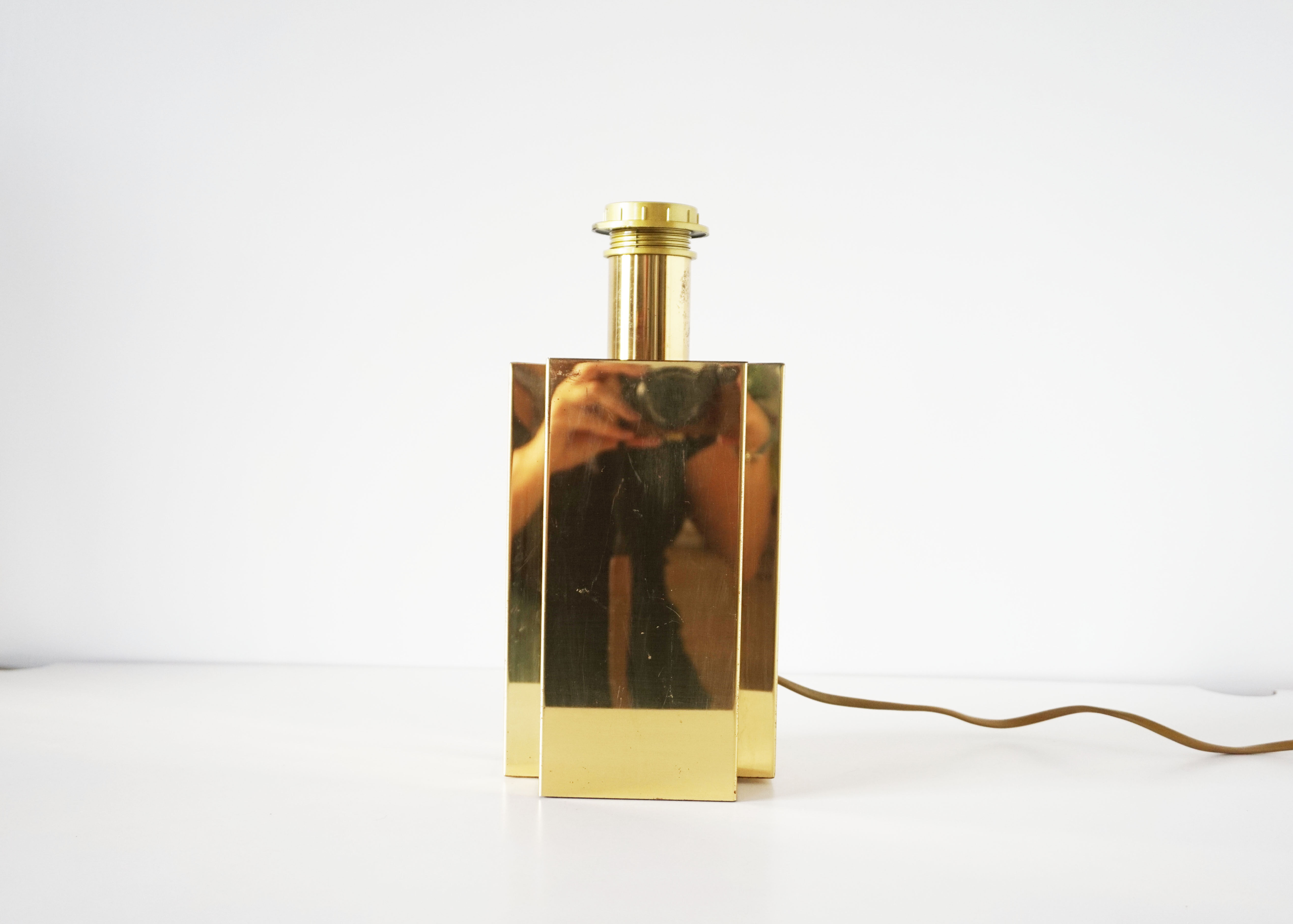 Vintage gold metal lamp foot