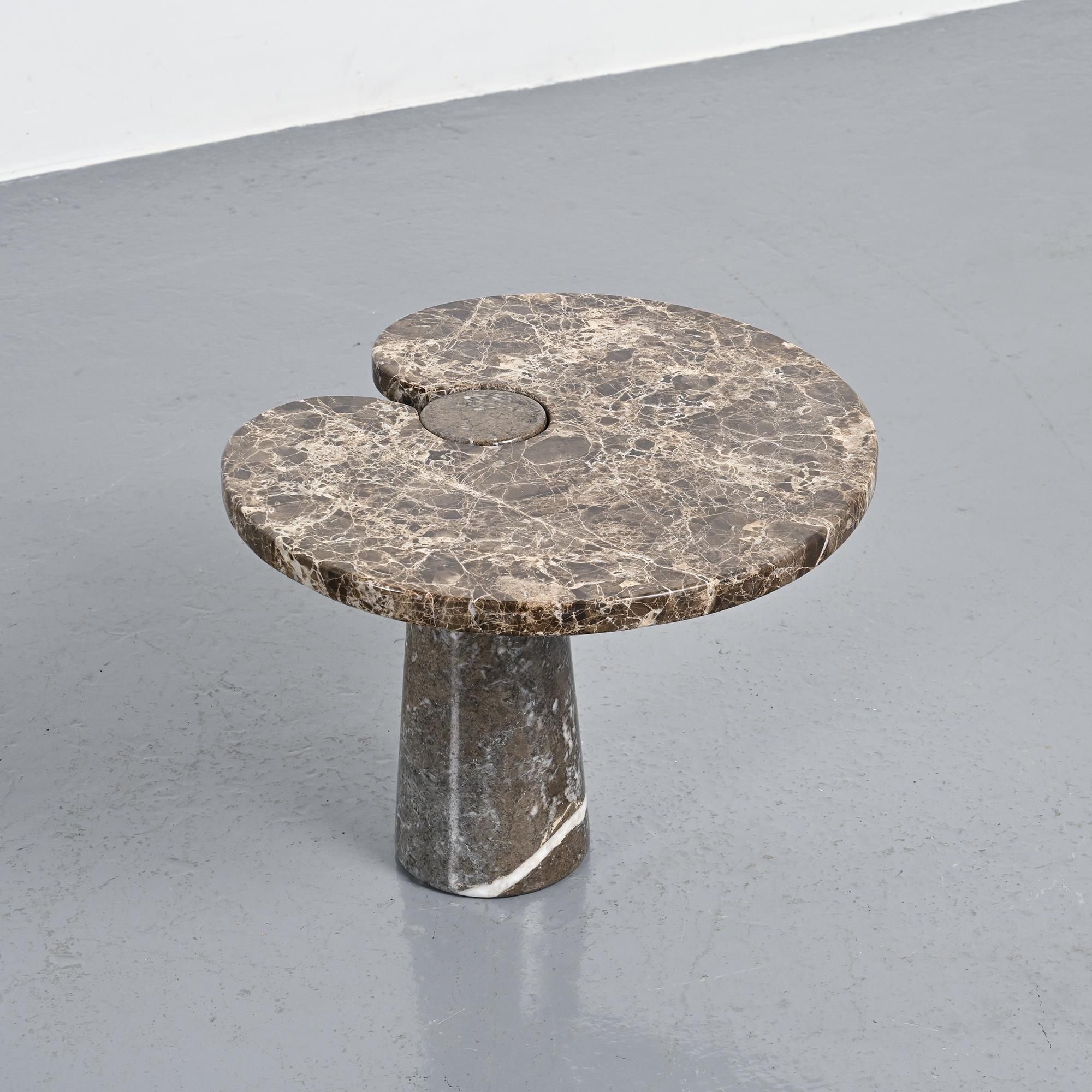 Table basse Eros par Angelo Mangiarotti, Skipper, circa 1975
